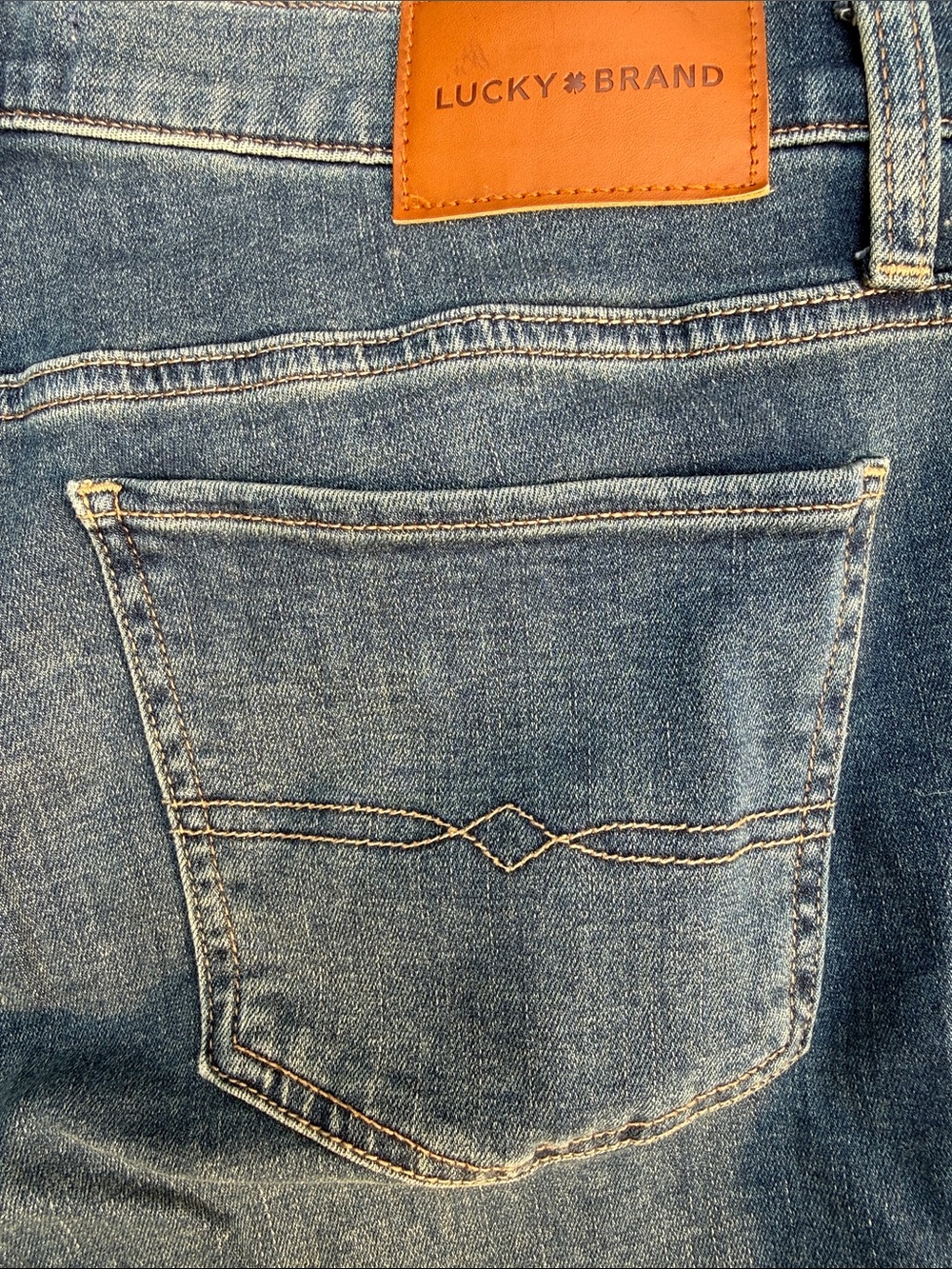 Lucky Brand Sweet Mid Rise Straight Jeans, Medium Wash - Picture 5 of 5
